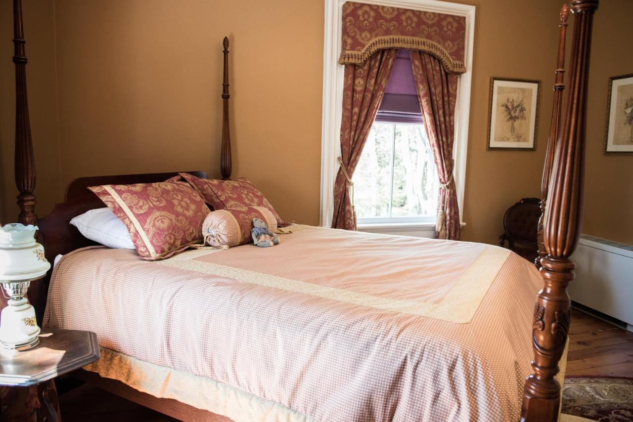 The Bevin House B&B East Hampton Exterior photo